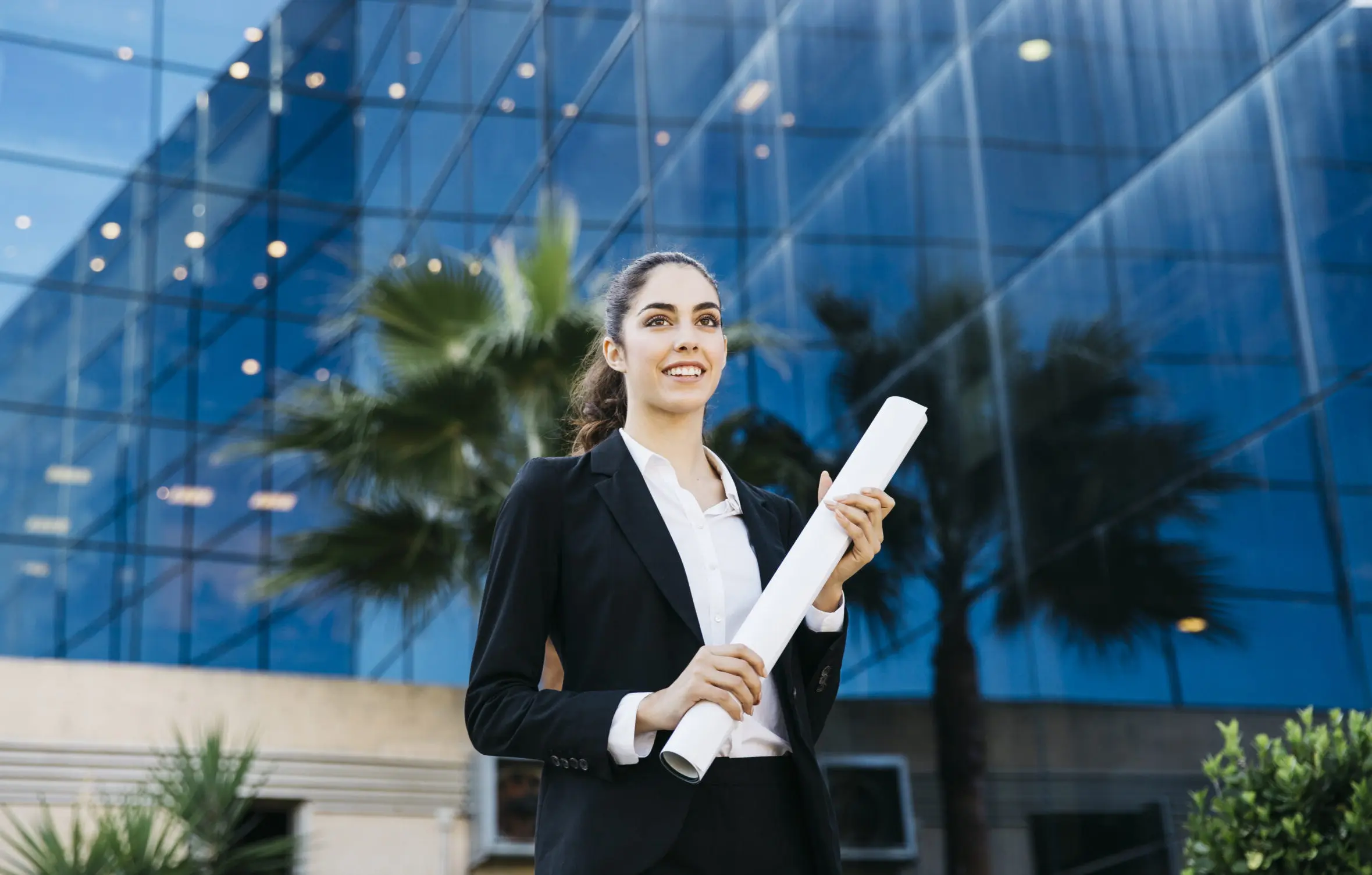 smart-professional-businesswoman